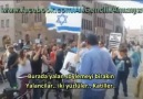 Bir Türk tek basina Israilli göstericilere karsi.