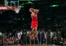 Blake Griffin 360 derece dönerek smaç