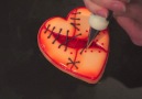 Bleeding heart cookie