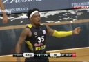 Bobby Dixon'un maçın kaderini belirlediği an.