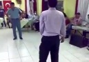 Böyle bir dans izlememişsinizdir.. :))