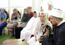 Brazilian lady with her mother make Shahada