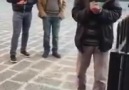 Bu kardeşimize Deli diyorlar. Deli olan acaba kim Yer Diyarbakır Ulu Cami