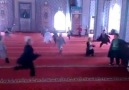 Camide Melekler Koşuşuyor
