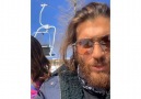 Can Yaman instagram hikayesinden paylaştı!