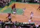 Celtics'li Taraftar Wade'in Kafasına Top Atıyor!