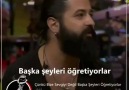 Çok güzel anlattı işte aşkın en güzel... - Koray Avcı Akustik