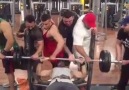 Cuando te ayudan un poquito en el gym jajajajajajajCOMPARTE