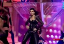 Deepika Padukone-Zee Cine Awards 2013