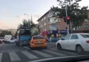 Dikmen caddesi 2 ticari 2 ahlak yoksunu kırmızıda geçiyor @ankaraemniyet