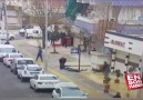 Diyarbakırda sokak ortasındaki çatışma kamerada