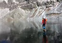Donmuş gölün berraklığı muhteşem