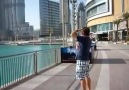 Dubai'de bu ezanı dinleyen bir çok Turist Müslüman oldu!