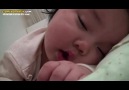 Dünyanın En Mutlu Uyuyan Bebeği