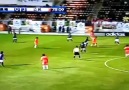 Dünya üzerinde kendi kalesine atılan en güzel gol :D