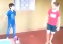 Duvardan güç alması iyi oldu.