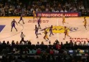 Dwight Howard Lakers'taki ilk basketini smaçla yapıyor!