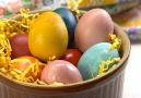 Dye your Easter eggs the natural way!Find out how here