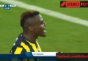 Emenike'nin Fenerbahçe'yi öne geçiren mükemmel golü.