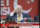 Erdoğan Papaz elbisesi giyerek Haçlı Seferlerini savunuyor.