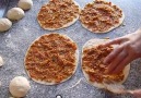 Evde Lahmacun Nasıl Yapılır?