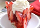 Everyone goes crazy for this STRAWBERRY PIE! It&the BEST!!RECIPE