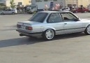 E 30 YİNE SAHNEDE ;)