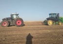 Fendt 1050 vs 560RT John Deere