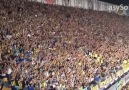 Fener taraftarından muhteşem tezahurat