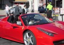 Ferrari'nin Kız Tavlamaya Etkisi