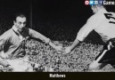 238 futbolcu ismiyle bir şarkı yapmak.