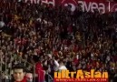 Galatasaray Taraftarı Kale Arkası Üçlü ..