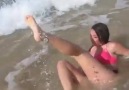 Girl's Bikini Ripped Off in Ocean