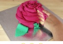 Gorgeous rose cake decoration.via Cakepedia youtube.comcakepedia