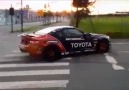 GT86 street drift - like a boss!