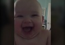 haha Funny Baby's Reaction! <3