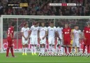Hakan Çalhanoğlu'nun Werder Bremen'e attığı frikik golü