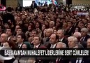 Hem dünya lideriyim diyor hemde aldatıldım kandırıldım diyor...