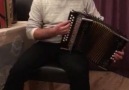 Hohner Mizika - Pazartesi şeşeni agur yew yew ...