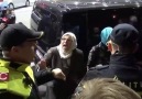 Hollanda polisine ayar veren teyze