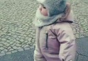 How sweet!Her smile makes my day By @brcteo