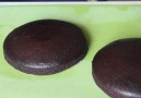 How to Ganache a Cake with Sharp Edges By Adilicious