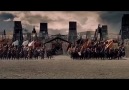 Hücum Marşı eşliğinde Fetih 1453 savaş sahnesi