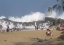 Huge Waves In Puerto Rico!