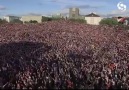 10,000 Icelanders Doing The 'Viking-Clap'