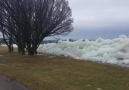 Ice tsunami in Niagra Falls yesterday!