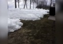 Icy tsunamis invades MinnesotaLike Amazing Nature World