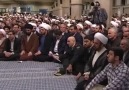 İmam Hamaneyin Huzurunda Güzel Bir Ezgi