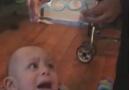 İnegöl Online - Gözlük sayesinde ilk defa gören bebeğin...