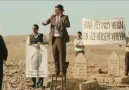 INSANLARI GÜLDÜRMEK ZOR MESLEKTİR